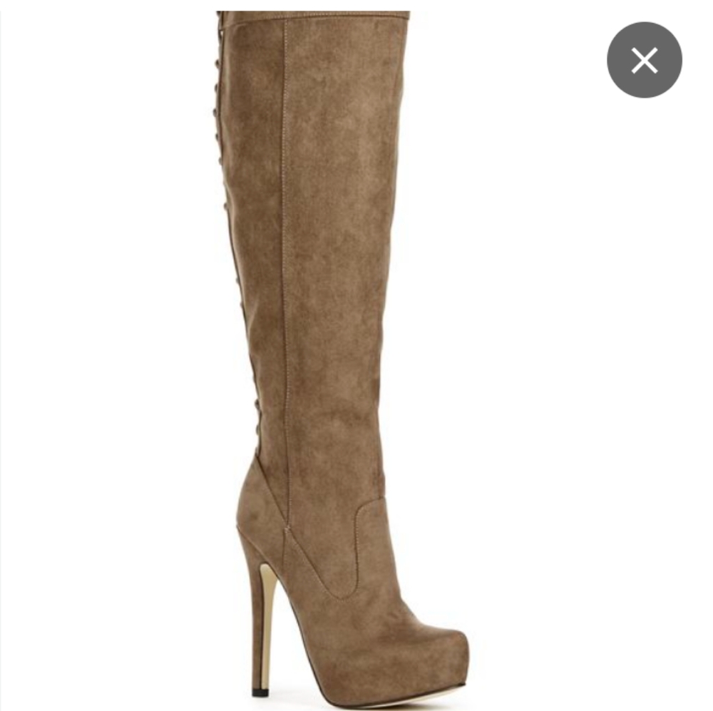JUST FAB 
Tan suede knee high boots #kneehighboots size 7.5